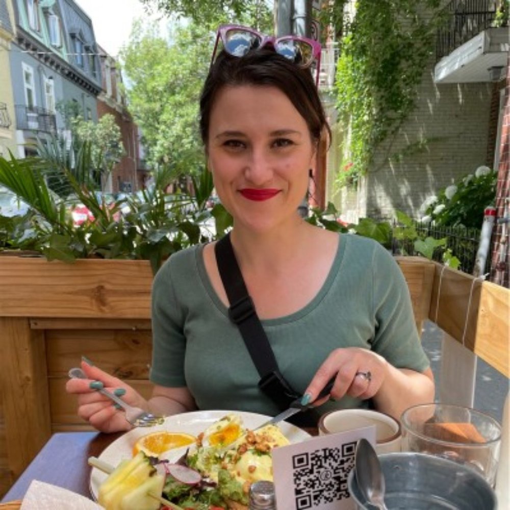 Meet your Posher, Liz